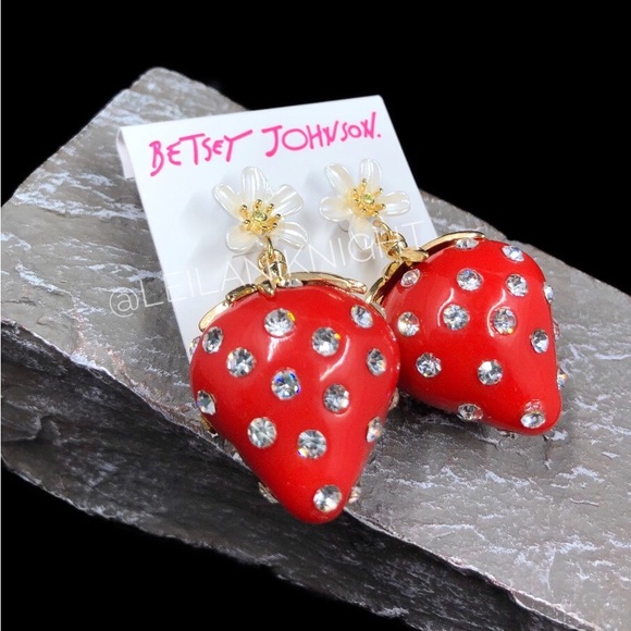 Betsey Johnson Berrylicious Strawberry Drop Earrings - Picture 10 of 16